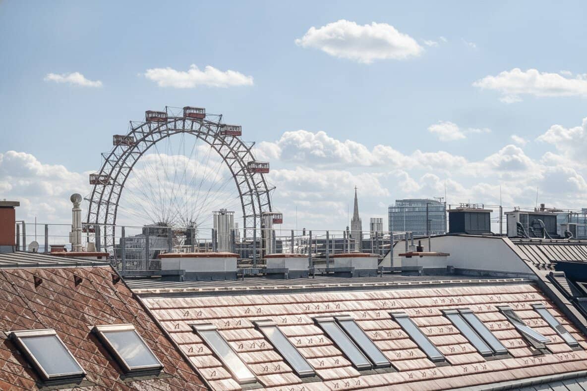 Sanierte Dachgeschoßmaisonette mit zwei Terrassen nahe Prater