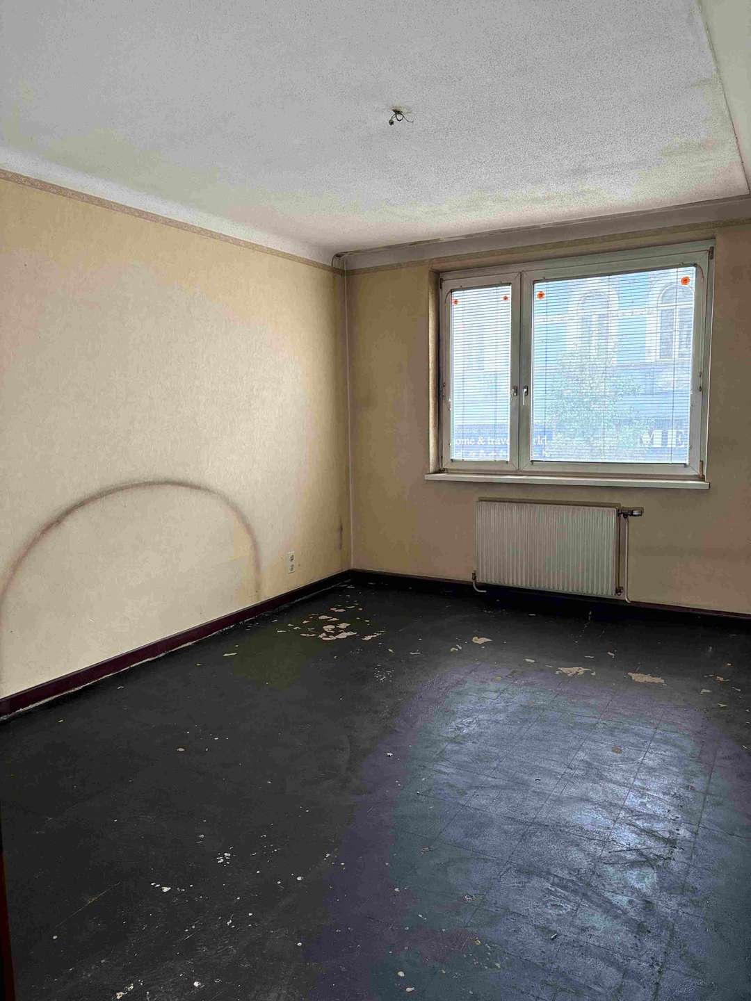 Sanierungsbedürftige 2 Zimmerwohnung beim Brunnenmarkt