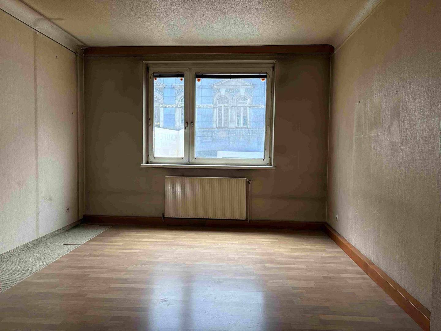 Sanierungsbedürftige 2 Zimmerwohnung beim Brunnenmarkt