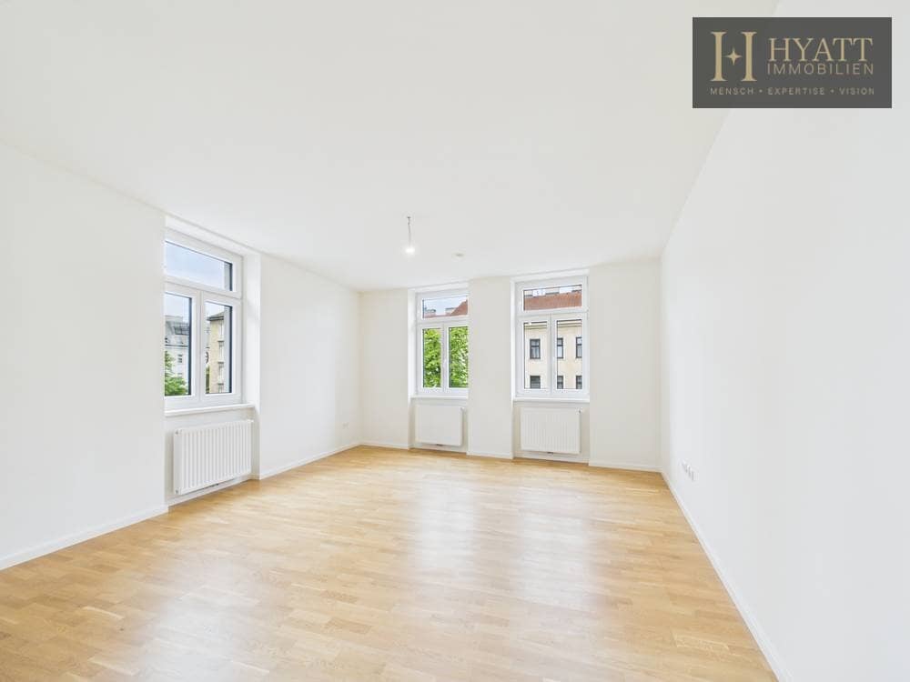Sanierte Altbauwohnung mit Terrasse und Klimaanlage in Hoflage