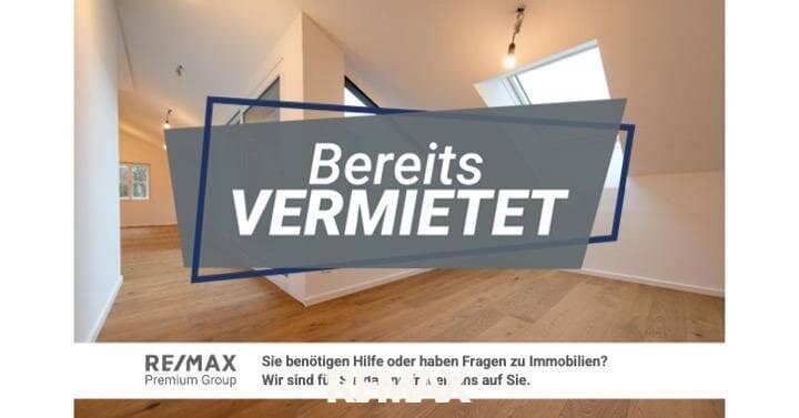 Moderner und traditioneller Lifestyle in der Mozartstadt.<br />Kernsanierter Altbau gepaart mit einem gefühlvollen Neubau - hochwertige Ausstattung mit modernster Technik. <br />In Summe 9 Wohneinheiten inkl. Tiefgarage mit überdachter Zufahrt. e-Auto Anschluss möglich. Neben den Kellerräumen sind noch Allgemeinräume vorhanden.<br /><br />Die gegenständliche Wohnung Top 9 liegt im obersten Stock mit Lift bis vor die Eingangstüre. Anschließend ein großzügiger Vorraum danach dar Wohn-/Essbereich, eine windgeschützte, in das Dach eingelassene Terrasse mit Holzboden. <br />Ein großzügiger Wohnraum mit Küchenzeile, daran anschließend die 3 Schlafräume als Mansarde mit Dachflächenfenster. Weiters noch zwei Bäder, ein separates WC sowie ein Wirtschafts-/Abstellraum mit Waschmaschinenenanschluss. Ein Autoabstellplatz ist der Wohnung zugeordnet. <br /><br />Die Mietvertragsdauer beträgt 5 Jahre.<br /><br />Fußläufig durch den Park ist man in wenigen Minuten im Zentrum der Altstadt, von der Terrasse genießt man an lauen Abenden den Sunset und den Blick zum Untersberg. <br /><br />Haben wir Ihr Interesse geweckt? <br />Gerne senden wir Ihnen ausführliche Informationen. Bitte beachten Sie, dass wir auf Grund unserer Sorgfaltspflicht gegenüber dem Verkäufer nur Anfragen unter Angabe Ihrer persönlichen Daten beantworten können.<br />
<p>Der Immobilienmakler erklärt, dass er – entgegen dem in der Immobilienwirtschaft üblichen Geschäftsgebrauch des Doppelmaklers – einseitig nur für den Vermieter tätig ist.</p><br /><p><strong>Infrastruktur / Entfernungen</strong></p><p><strong>Gesundheit</strong><br />Arzt <250m<br />Apotheke <750m<br />Klinik <1.250m<br />Krankenhaus <500m<br /><br /><strong>Kinder &amp; Schulen</strong><br />Schule <500m<br />Kindergarten <500m<br />Universität <750m<br />Höhere Schule <1.500m<br /><br /><strong>Nahversorgung</strong><br />Supermarkt <500m<br />Bäckerei <500m<br />Einkaufszentrum <1.250m<br /><br /><strong>Sonstige</strong><br />Bank <500m<br />Geldautomat <500m<br />Post <750m<br />Polizei <750m<br /><br /><strong>Verkehr</strong><br />Bus <250m<br />Bahnhof <1.000m<br />Autobahnanschluss <3.750m<br />Flughafen <4.500m<br /><br /><sub>Angaben Entfernung Luftlinie / Quelle: OpenStreetMap</sub></p><br />