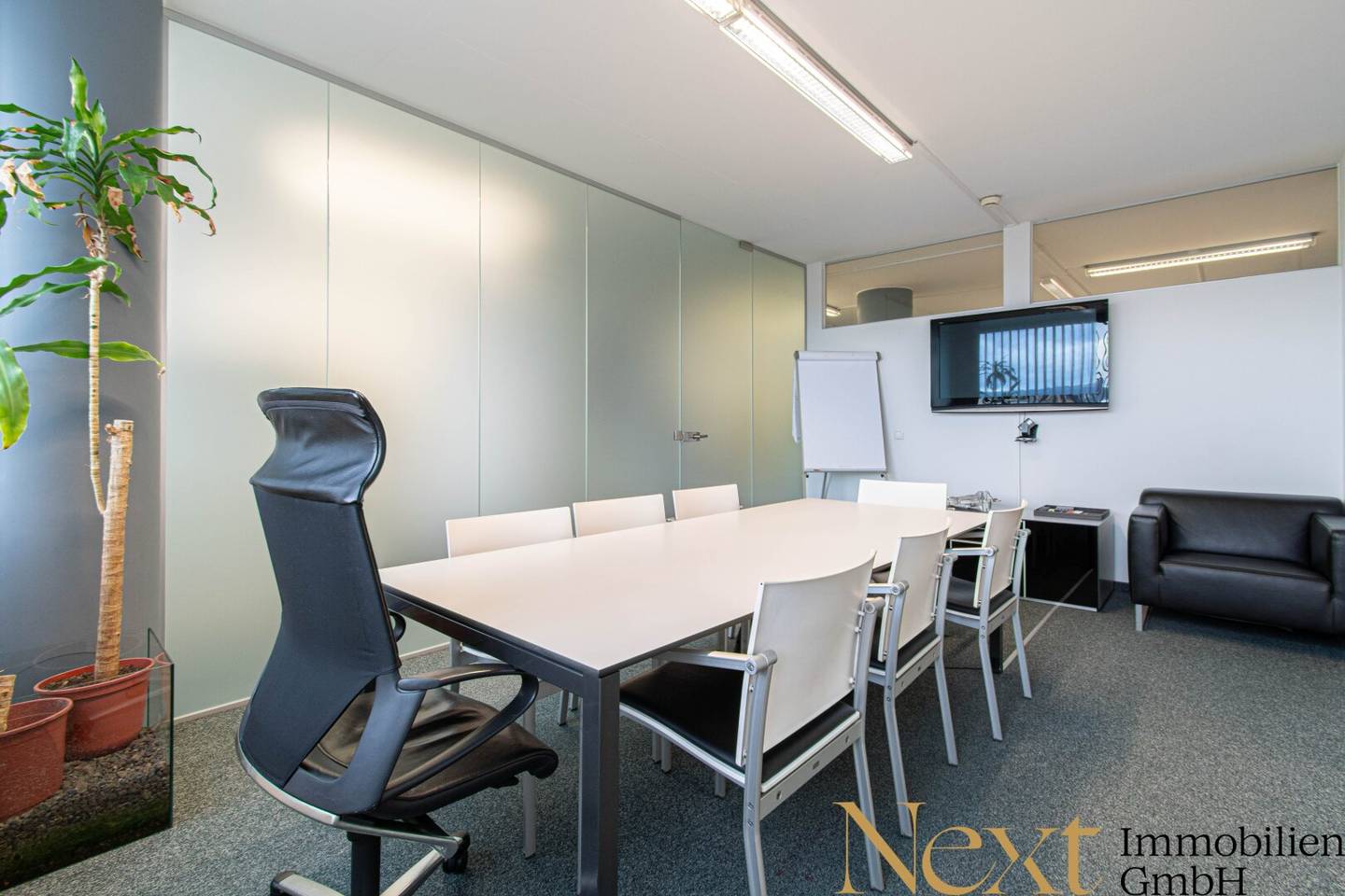 Bright and modern office space in City Tower II in Linz for rent