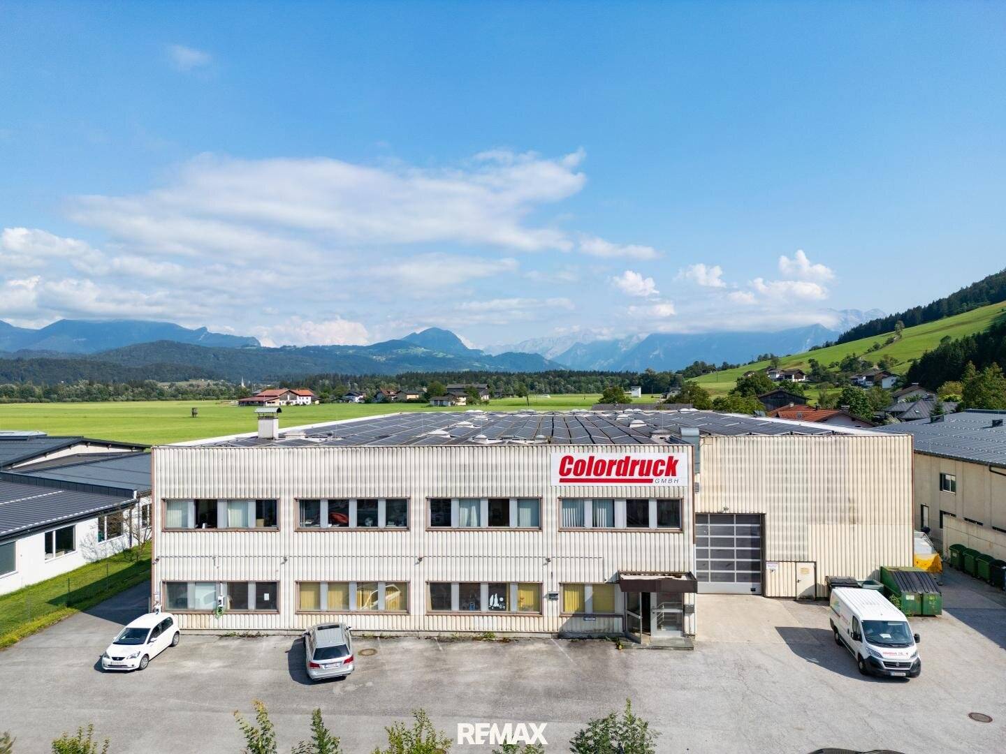Gewerbeimmobilie mit Produktionshalle und Photovoltaik
