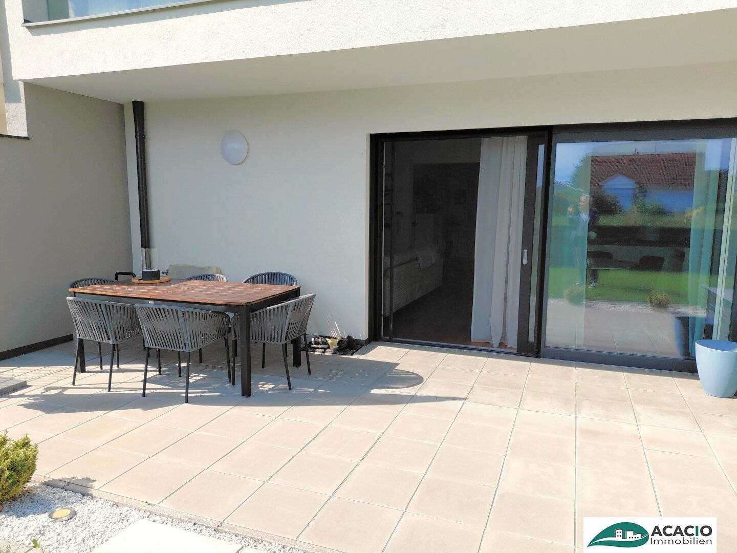 Doppelhaushälfte mit Garten und Photovoltaik