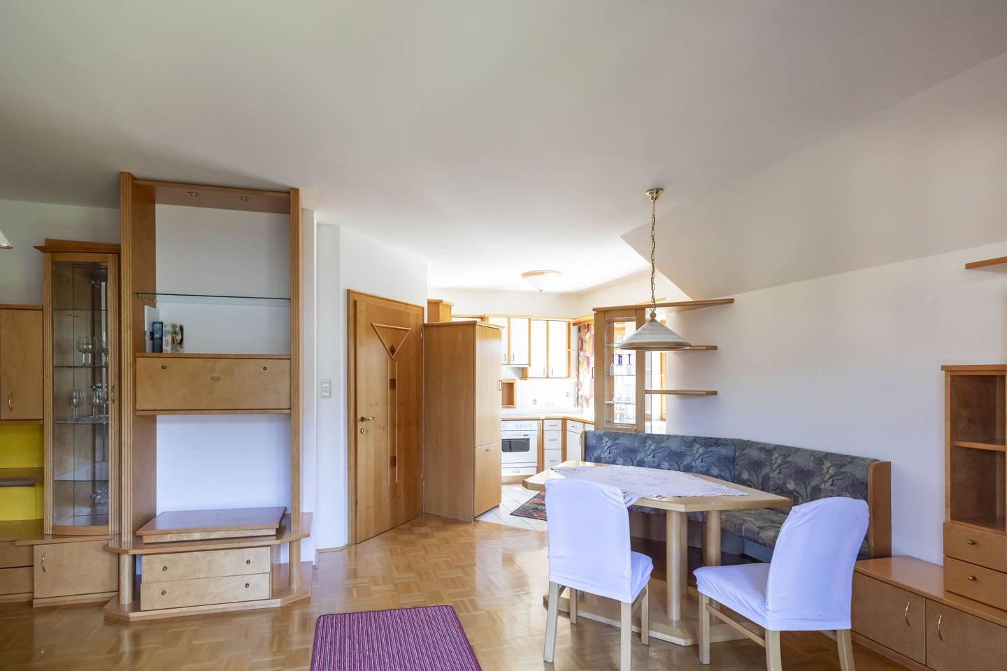 Dachgeschosswohnung mit Balkon und Carport nahe Mondsee