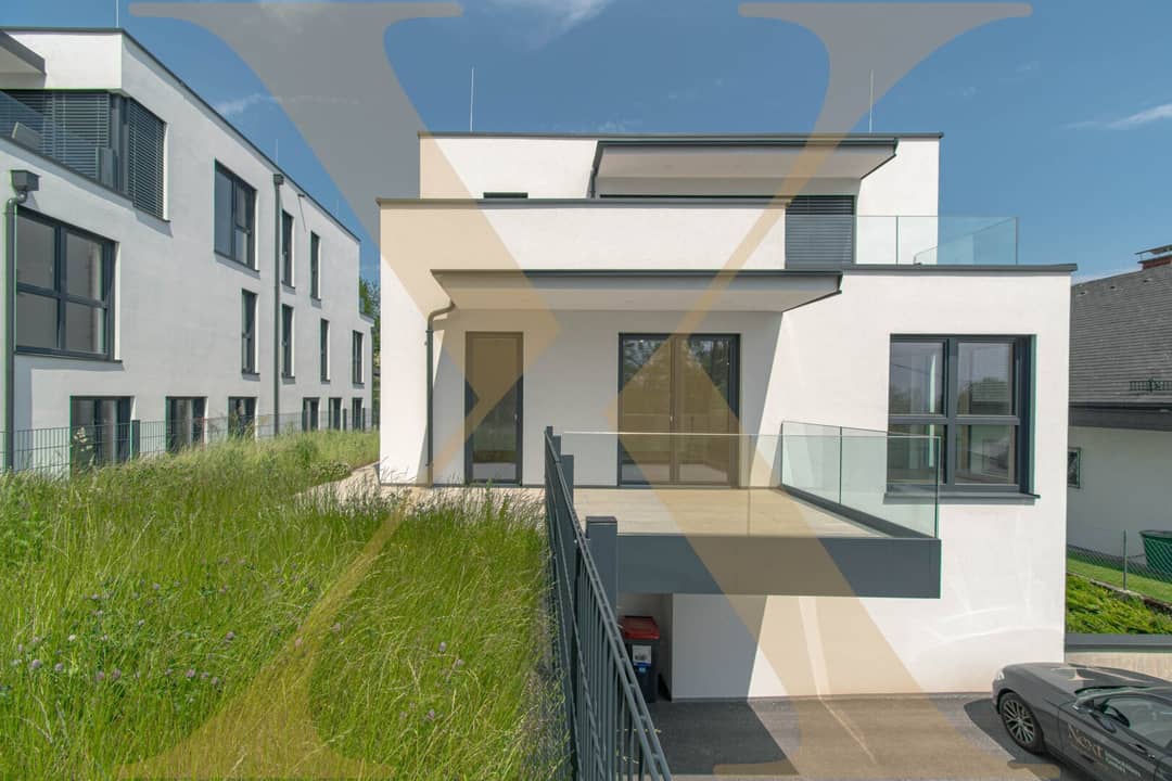 New build apartment with garden and terrace at Pöstlingberg