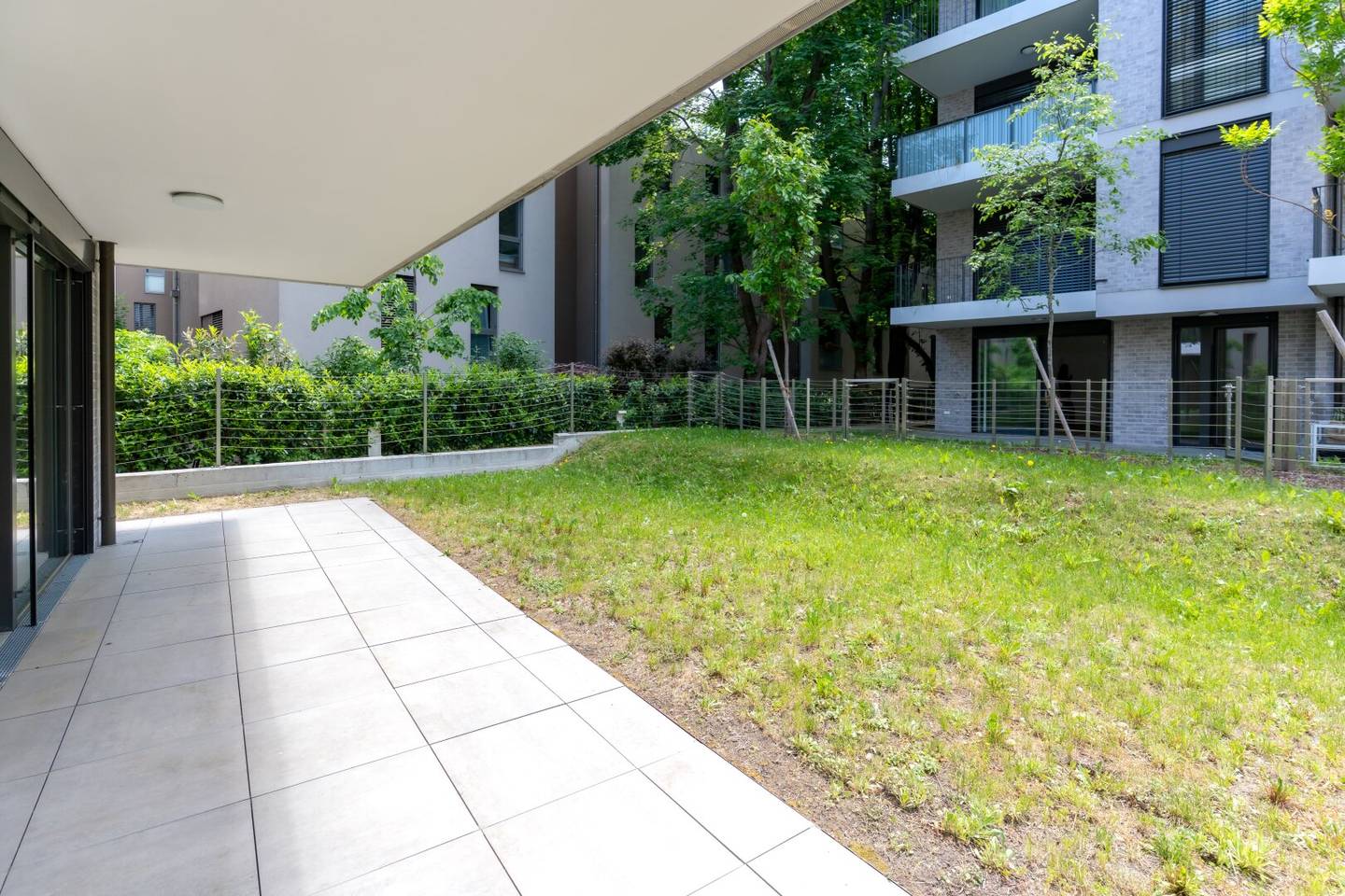 New build apartment with sunny terrace near Pötzleinsdorfer Schlosspark