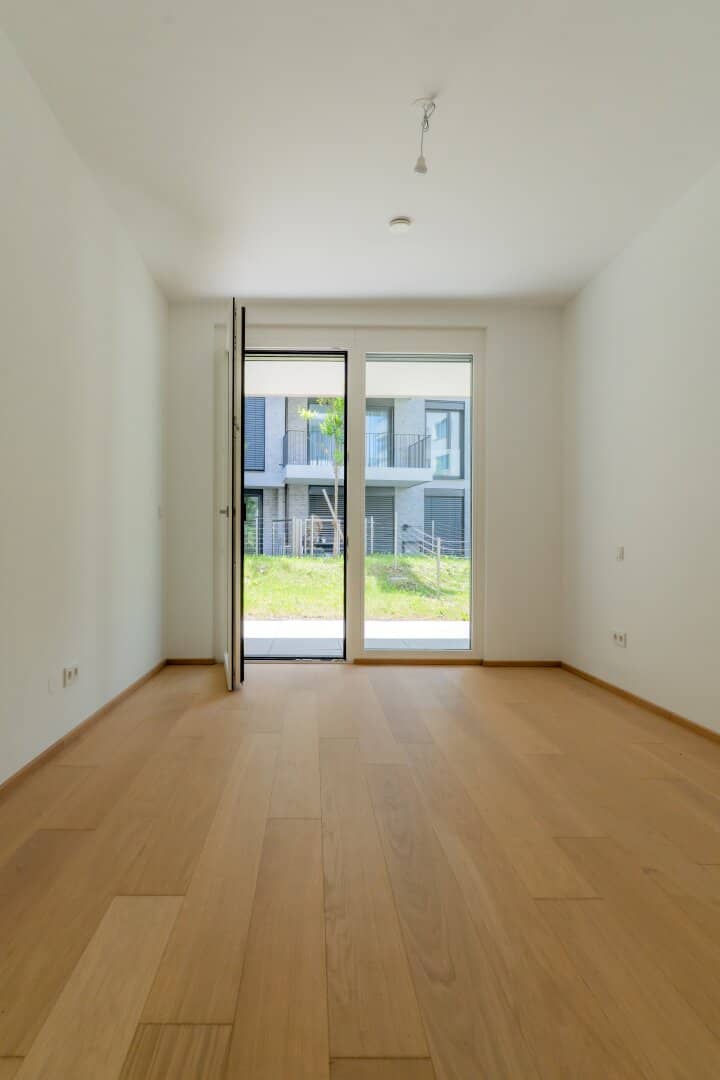 New build apartment with south terrace near Pötzleinsdorfer Schlosspark
