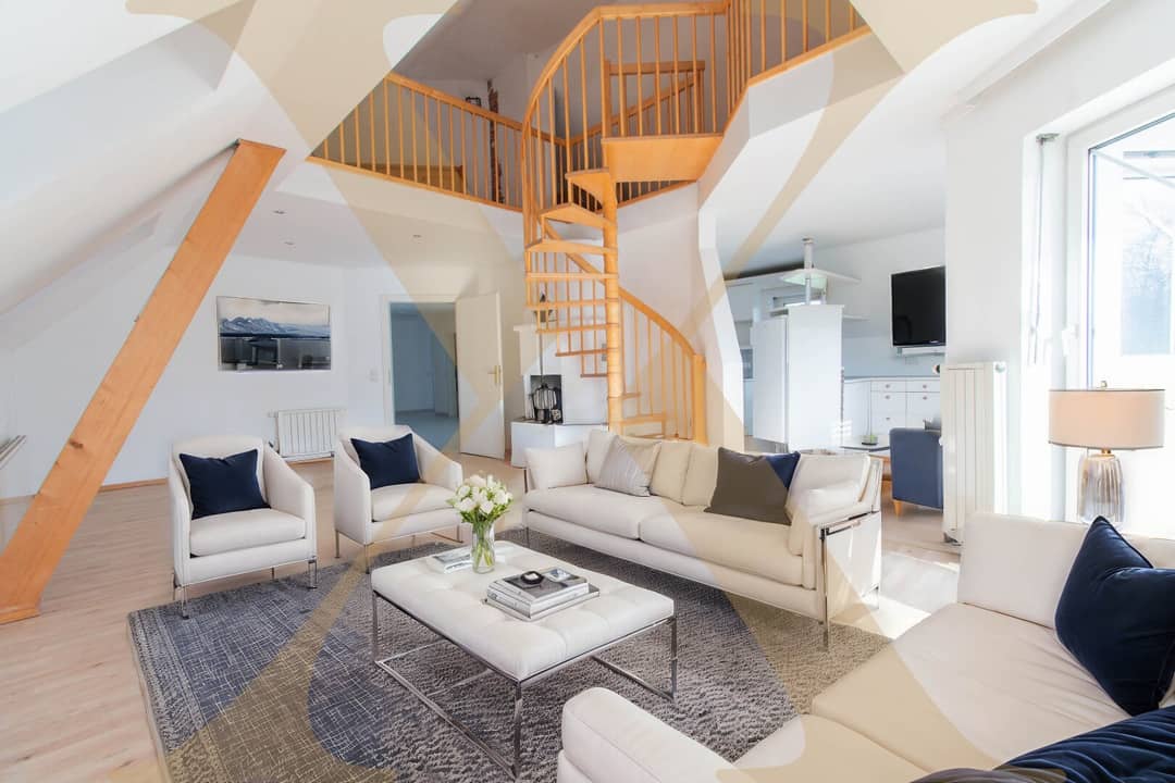 Wohnung über zwei Etagen mit Gartenpool und Garage