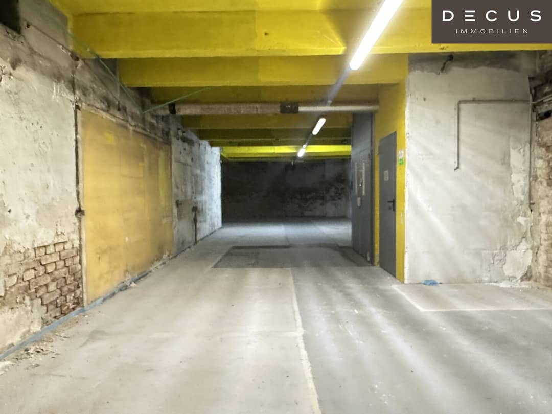 | LAGER/MAGAZIN | unmittelbare Nähe zu WIEN MITTE