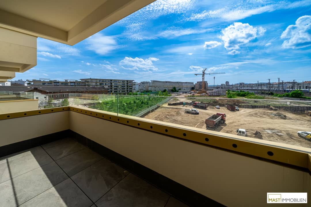 Neubauwohnung mit Balkon und Loggia nahe Hauptbahnhof