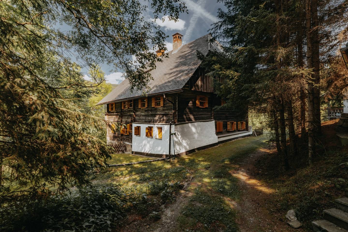 Historisches Bauernhaus mit Sanierung und Bergblick