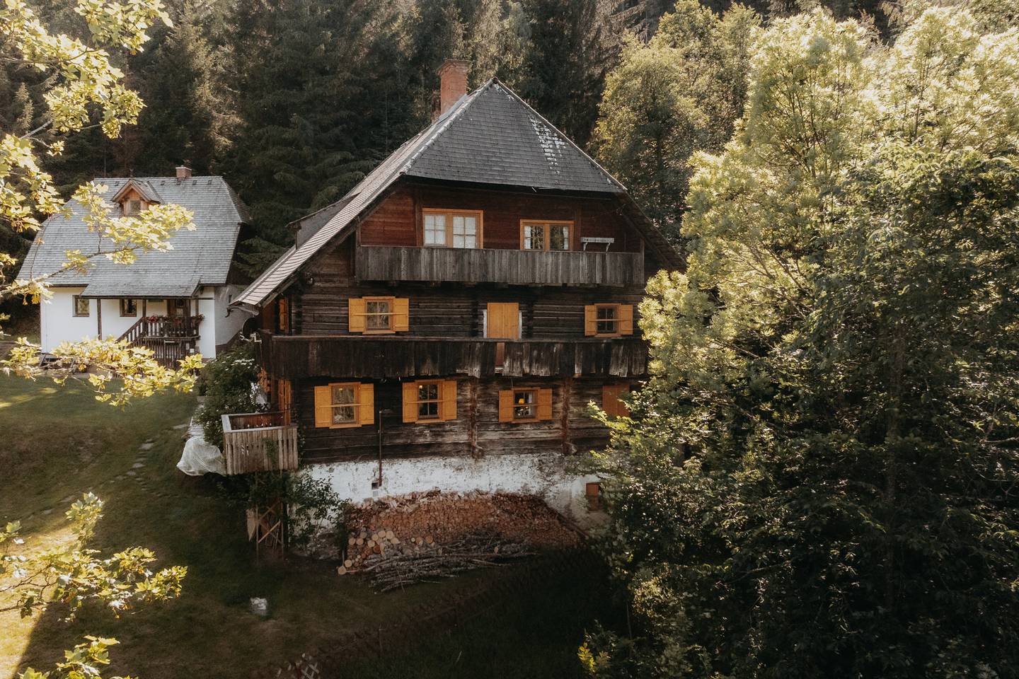 Historisches Bauernhaus mit Sanierung und Bergblick