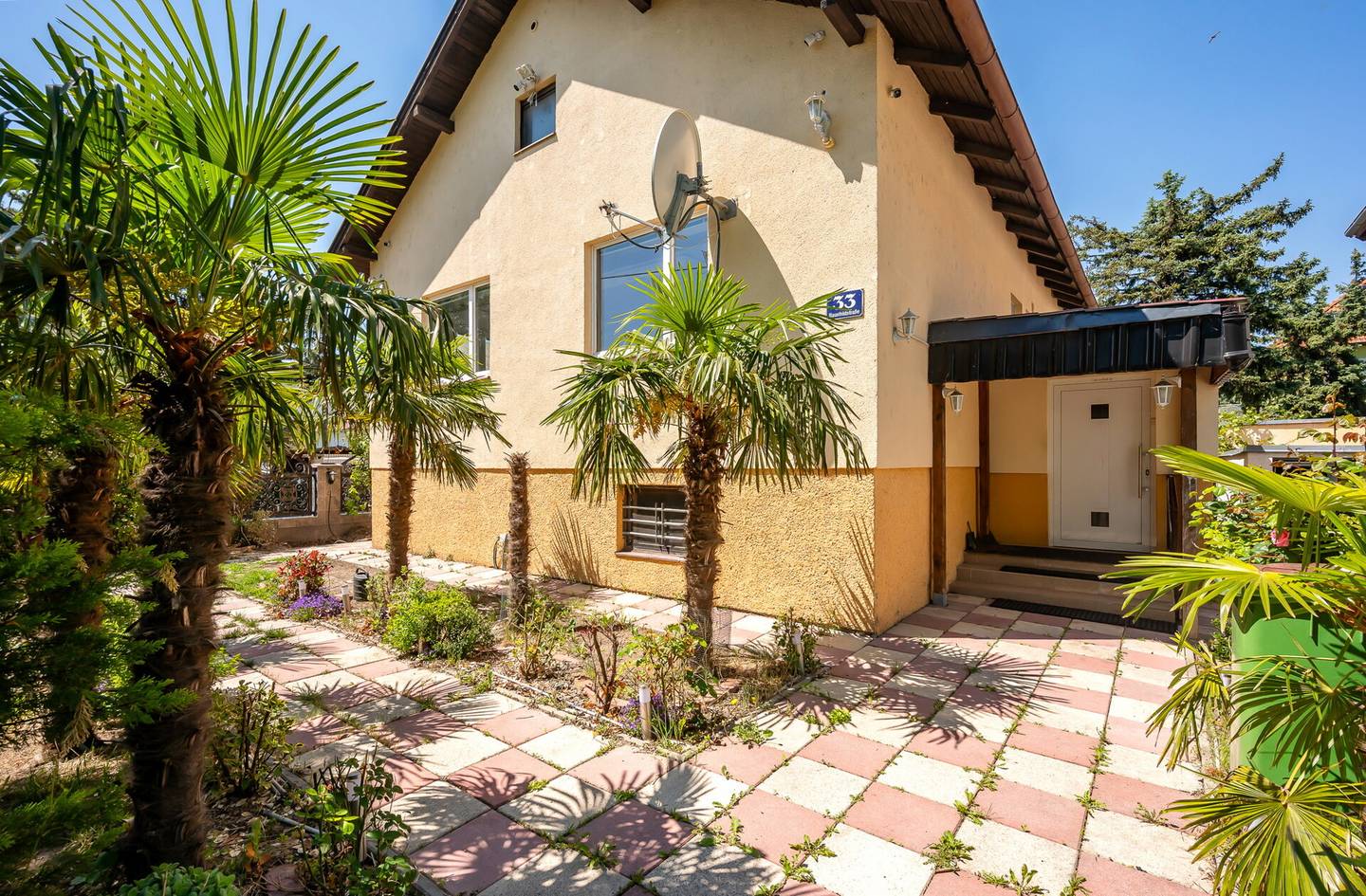 Einfamilienhaus mit Garten und Grünblick nahe der Alten Donau