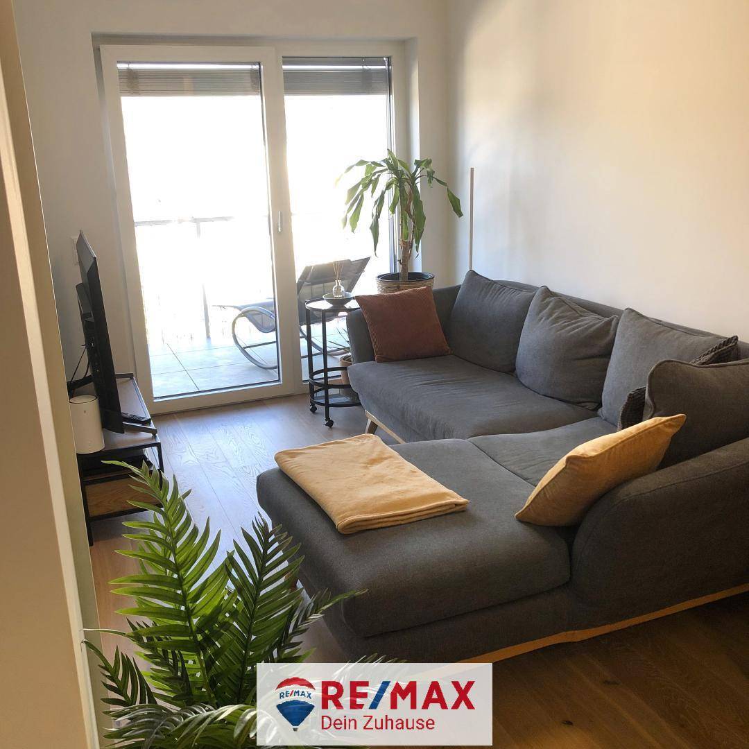 Bright new build apartment with balcony and panoramic view