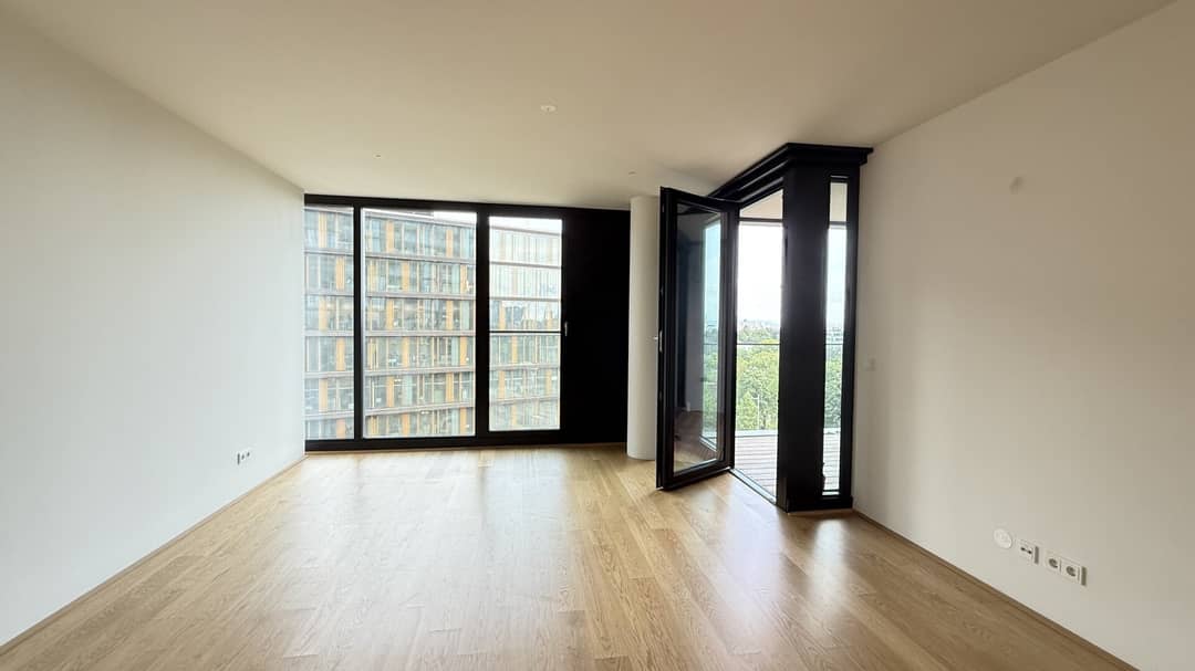 Modern 3-room new build apartment with loggia near main station