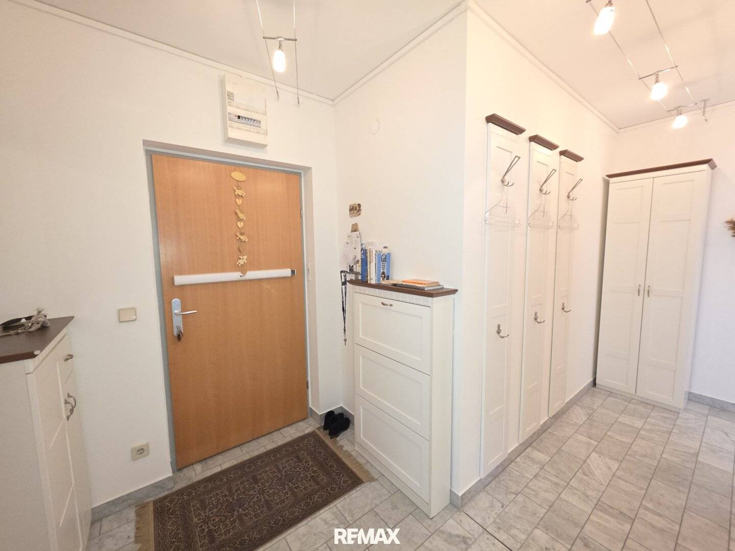 Dachgeschosswohnung mit Dachterrasse und Tiefgarage