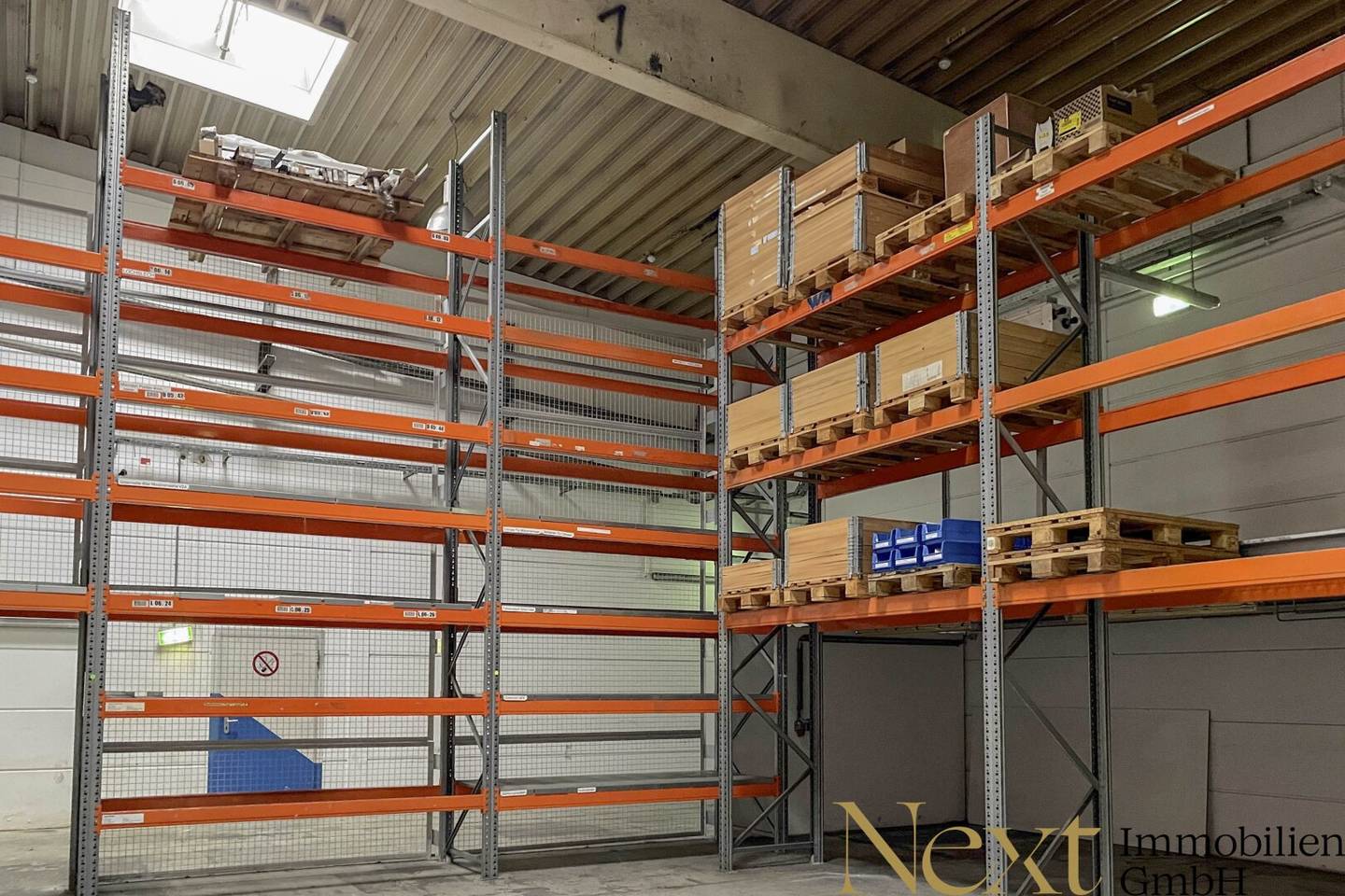 Großzügige Gewerbeimmobilie in guter Lage von Mattighofen zu vermieten! Die Fläche ist auch teilbar!