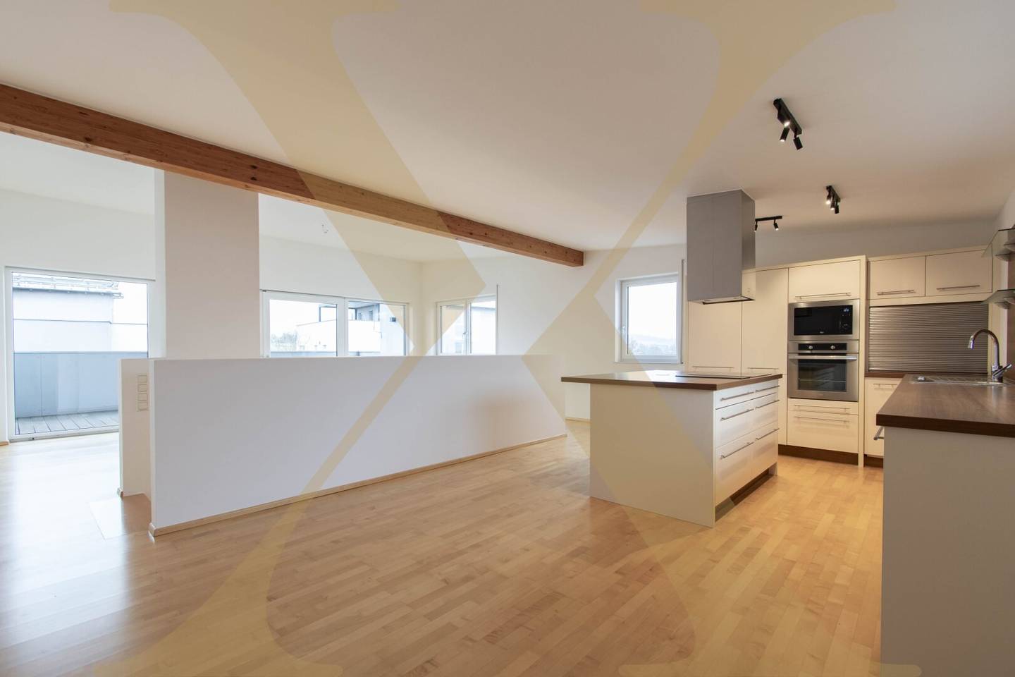 Maisonettewohnung mit sonniger Terrasse und Carport