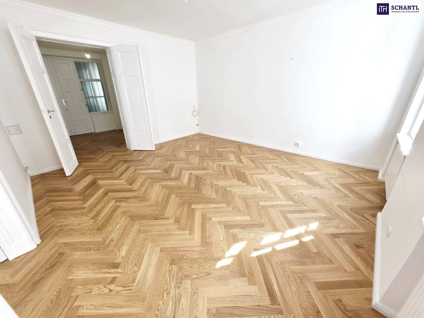 Renovated Altbau Apartment with Double Doors in Quiet Josefstadt Location