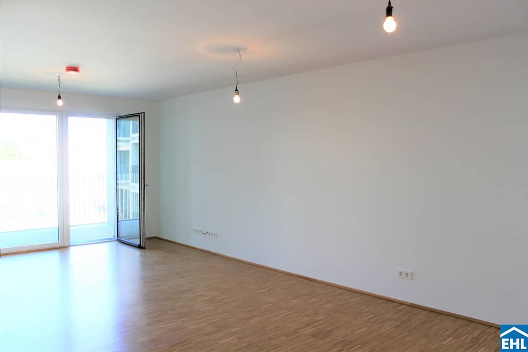 Modern apartment by the Liesingbach with balcony