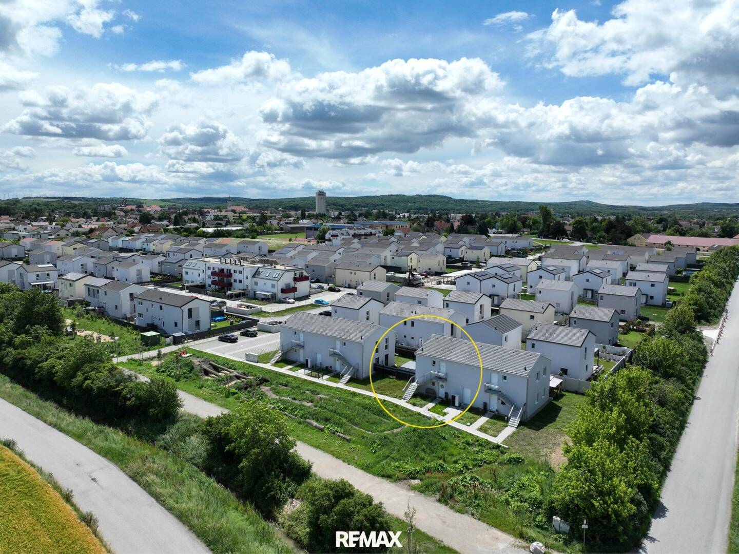 Gartenwohnung 2025 mit Balkon und Eigengarten
