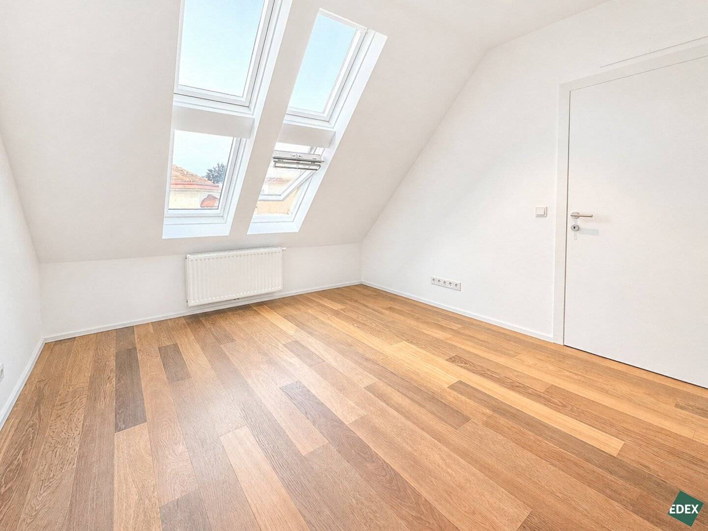 Exclusive top-floor apartment near Schönbrunn | 3 rooms possible | U4 in 100 m