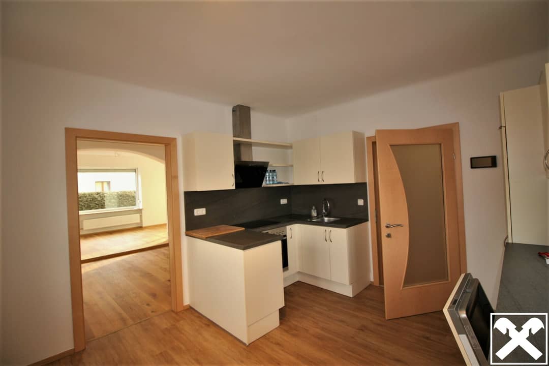 Family home with garden and terrace in quiet location