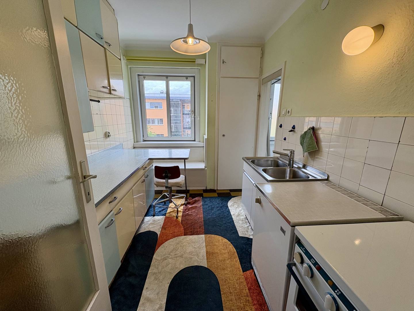 Charmante Altbauwohnung mit Kachelofen und Balkon