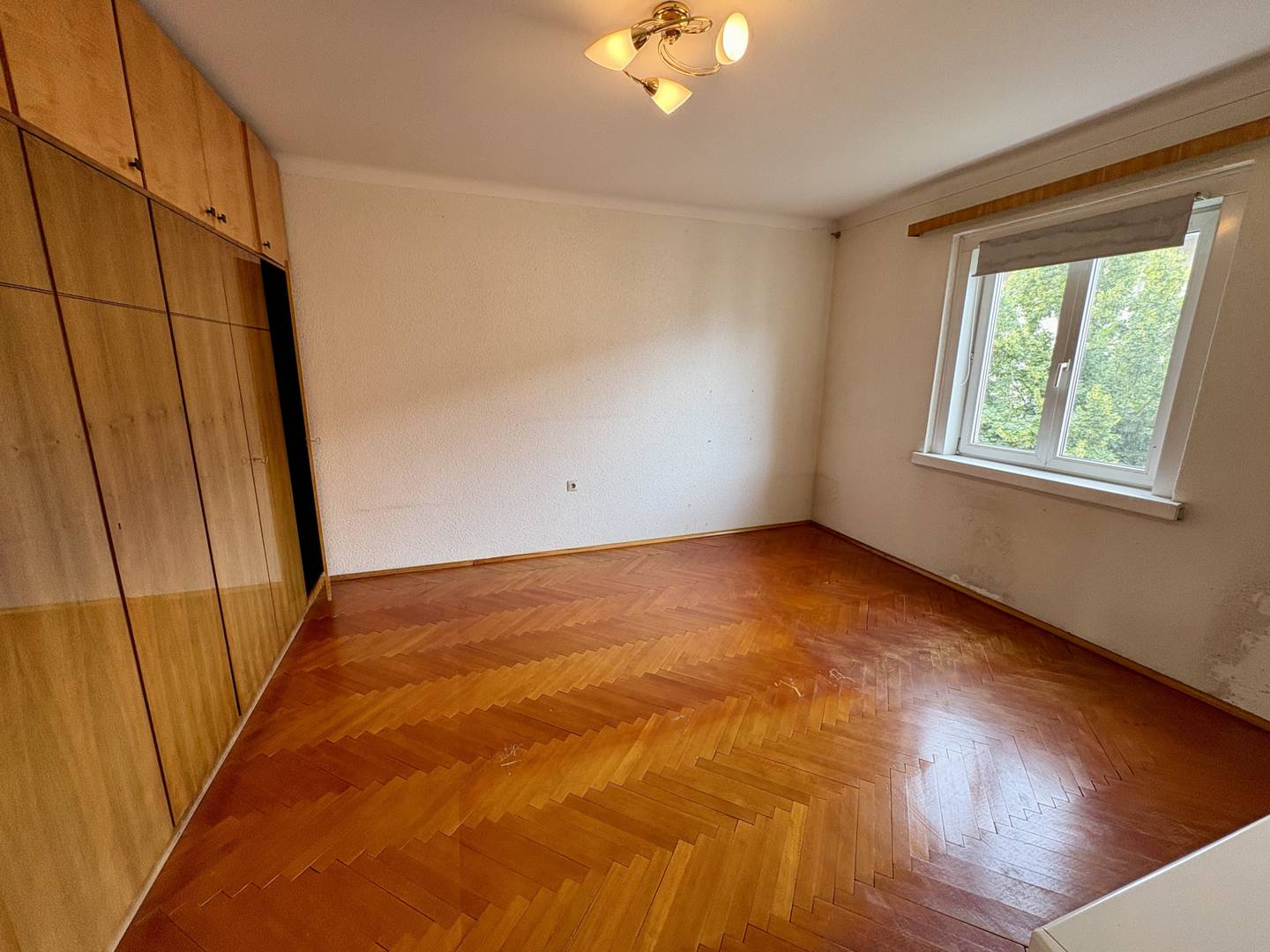 Charmante Altbauwohnung mit Kachelofen und Balkon