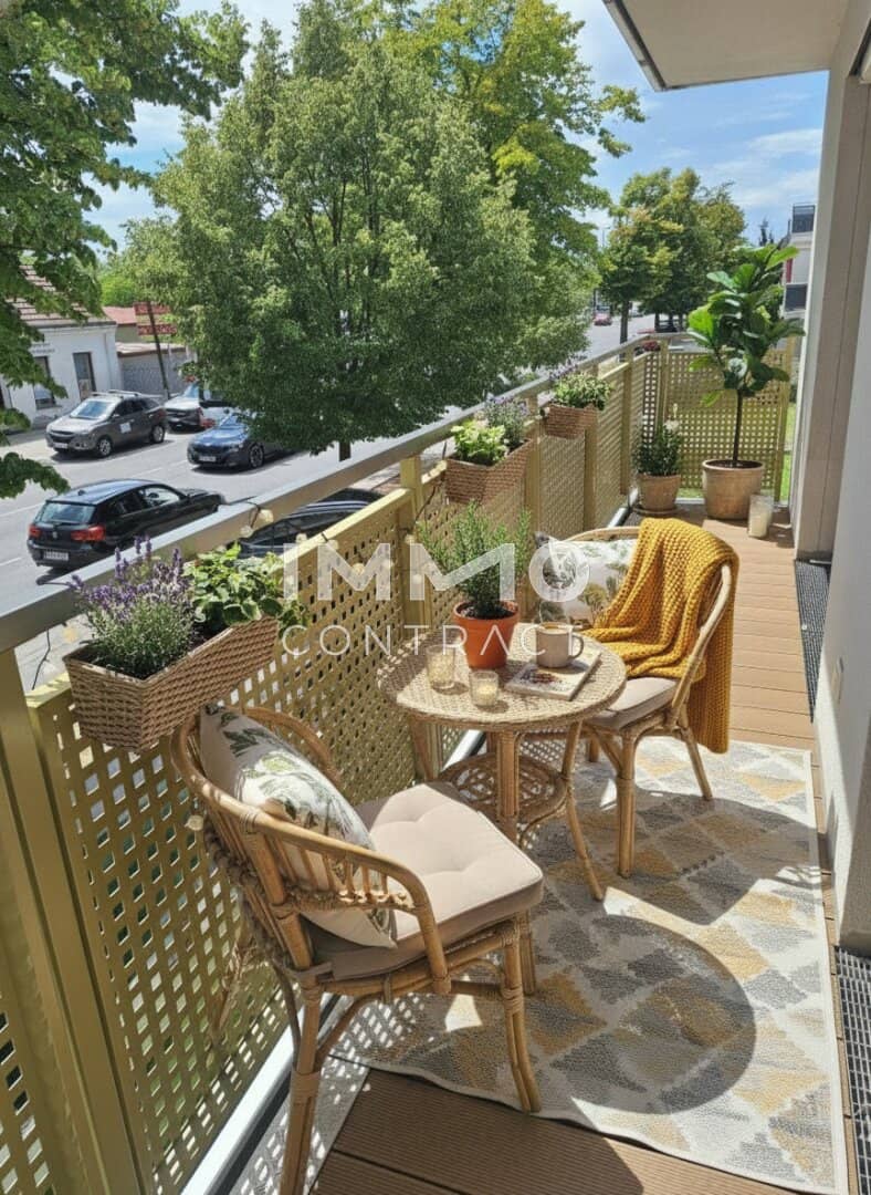 Bright 2 Room Apartment with Balcony and Underfloor Heating