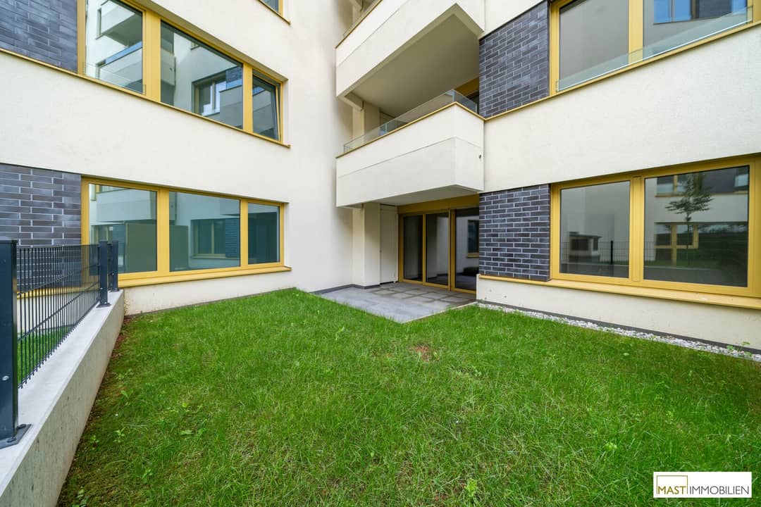 Moderne Gartenwohnung mit Loggia und Terrasse im neuen Quartier
