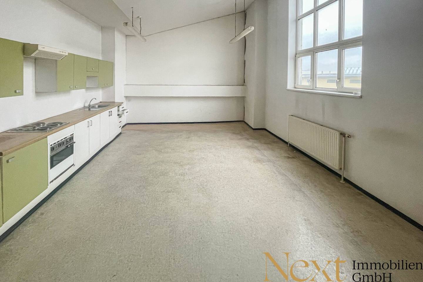 Warehouse production hall in a traffic optimally located area in Enns for rent Divisible