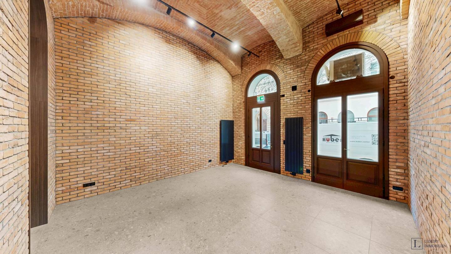 Loft-Style Business Space with Historic Features in Central Vienna