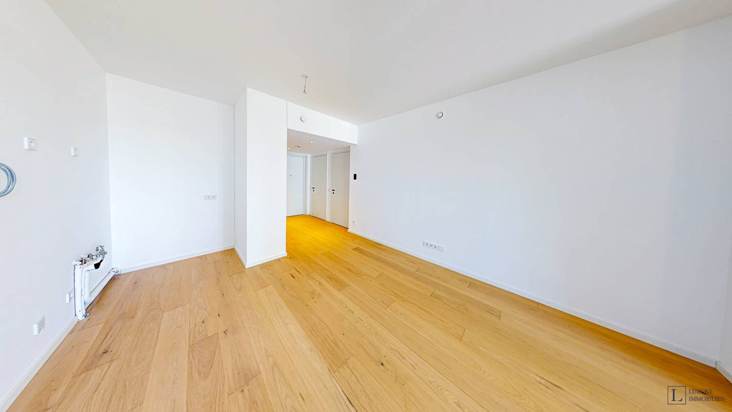 Helle 2 Zimmer Wohnung mit Balkon und Blick ins Grüne