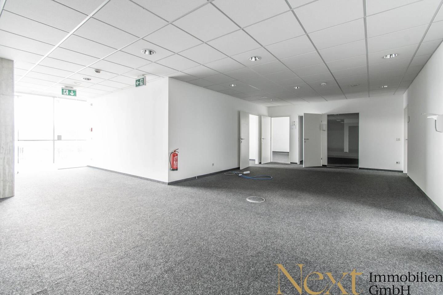 Ideally located office space (optional with storage) in Lenaupark Linz for rent
