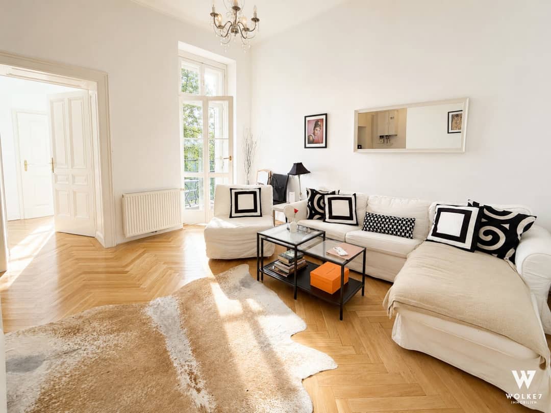 Altbauwohnung mit Balkon in der Gonzagagasse