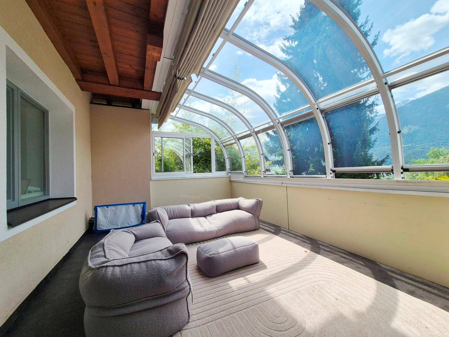Barrier-Free Apartment with Winter Garden and Forest Edge View