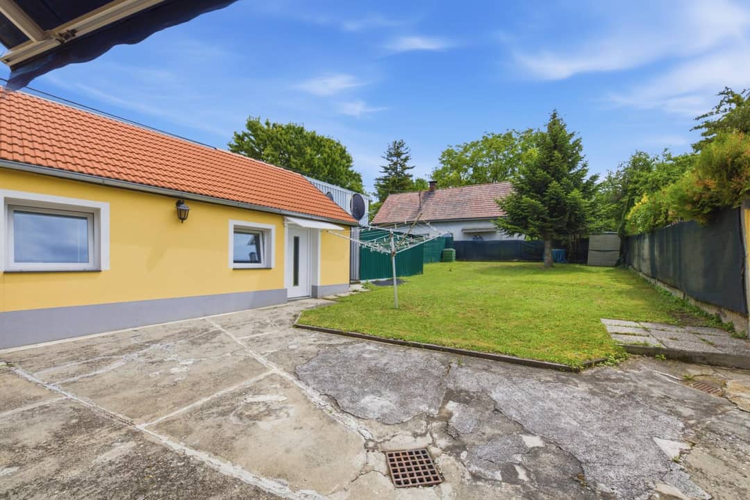 Charmantes Haus mit Garten in ruhiger Lage