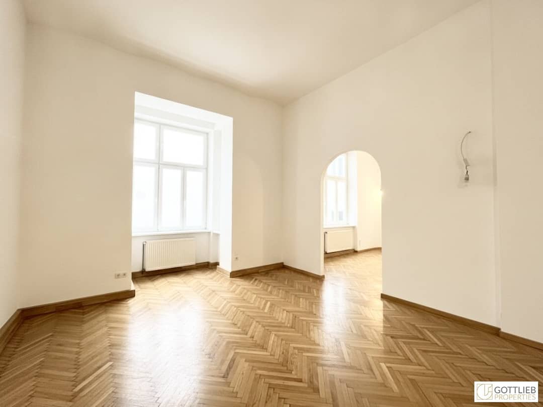 Stilaltbauwohnung mit Innenhoflage und Parkettböden