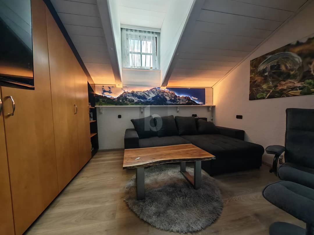 Ruhige Etagenwohnung mit Waldausblick im Ortskern