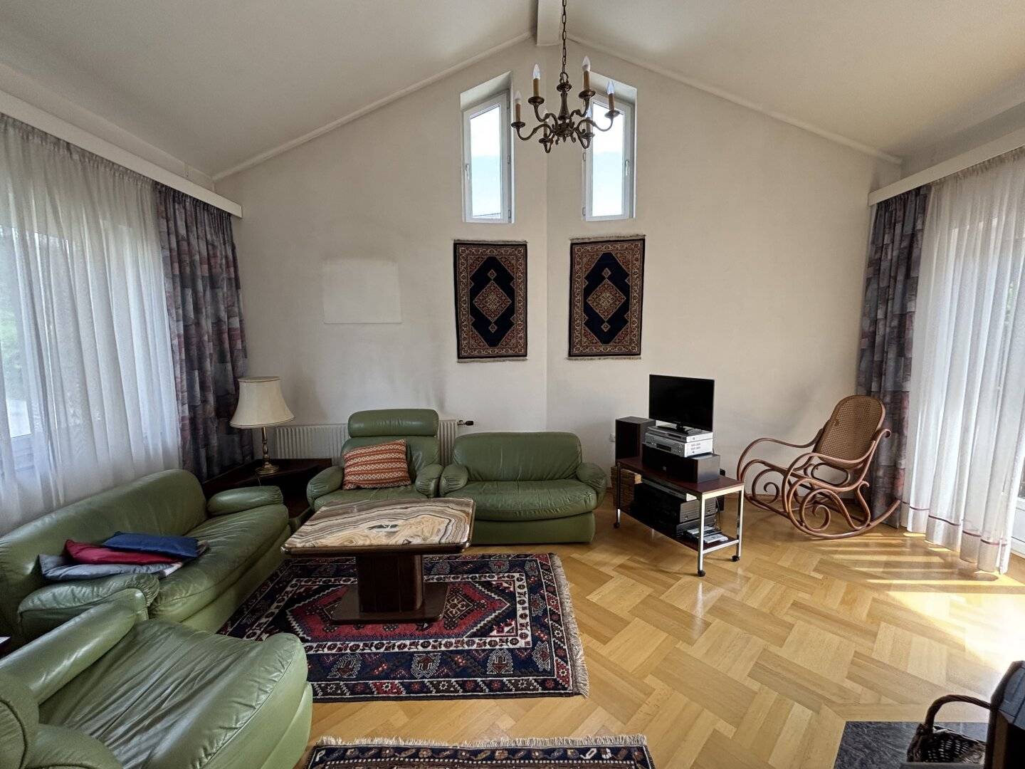 Charmantes Eck Reihenhaus mit Garten und Garage in Graz Andritz