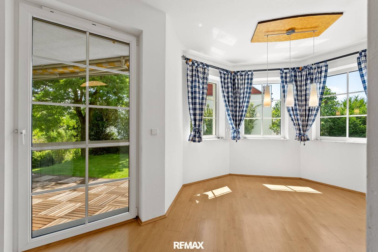 Einfamilienhaus mit Garten Sauna und Kachelofen