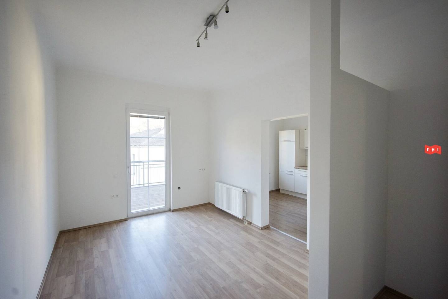 Helle Wohnung mit Balkon und Gemeinschaftsgarten