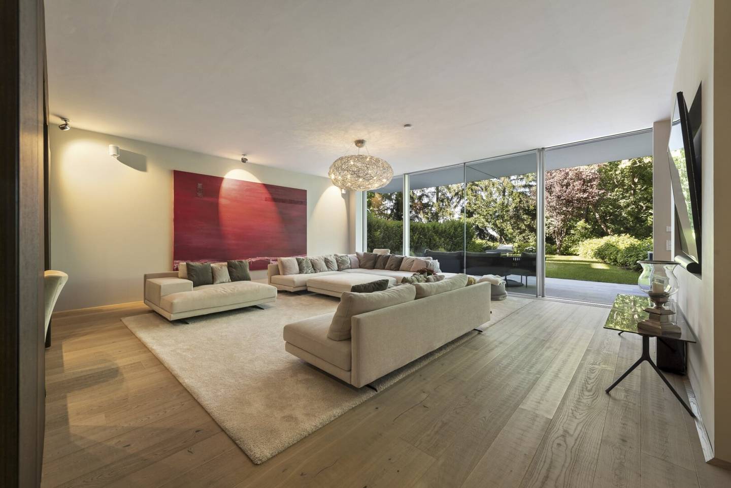 Gartenwohnung mit Pool und Sauna in Hietzing