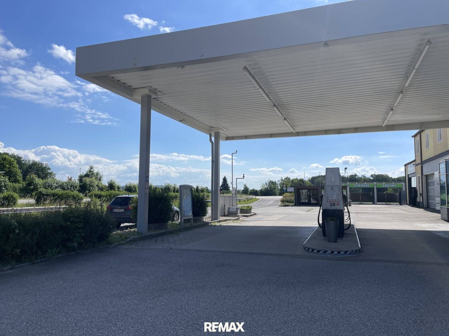 Gewerbeimmobilie mit Tankstelle Gastronomie und Beherbergung