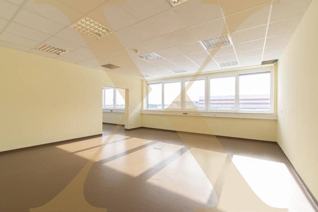 Attractive office space in Eberstalzell for rent