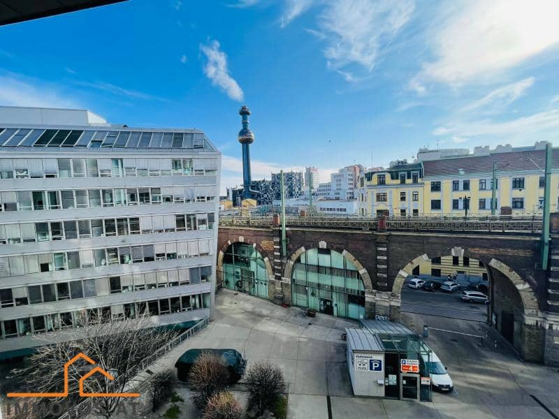 Office space with distant view and underground parking near Spittelau
