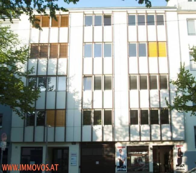 Modern office with cooling and alarm system in Europlaza