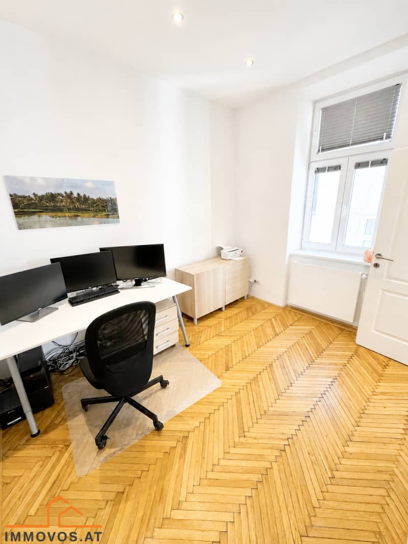 Helle Altbauwohnung in ruhiger Hoflage